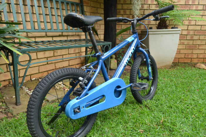 Muna Comp 16"